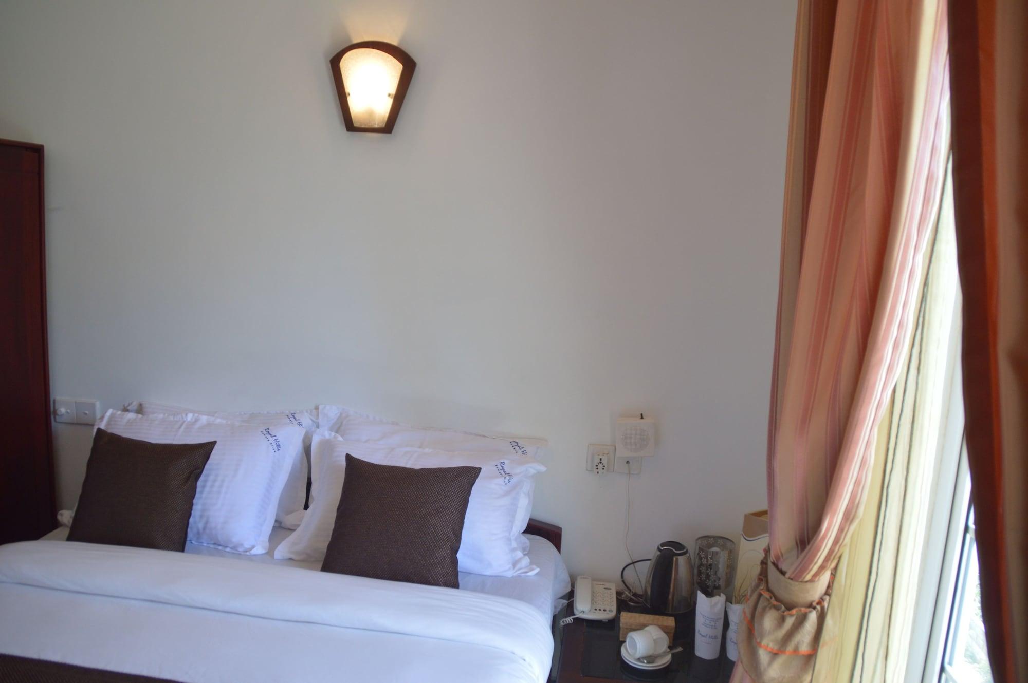 Hotel Royal Hills Nuwara Eliya Extérieur photo