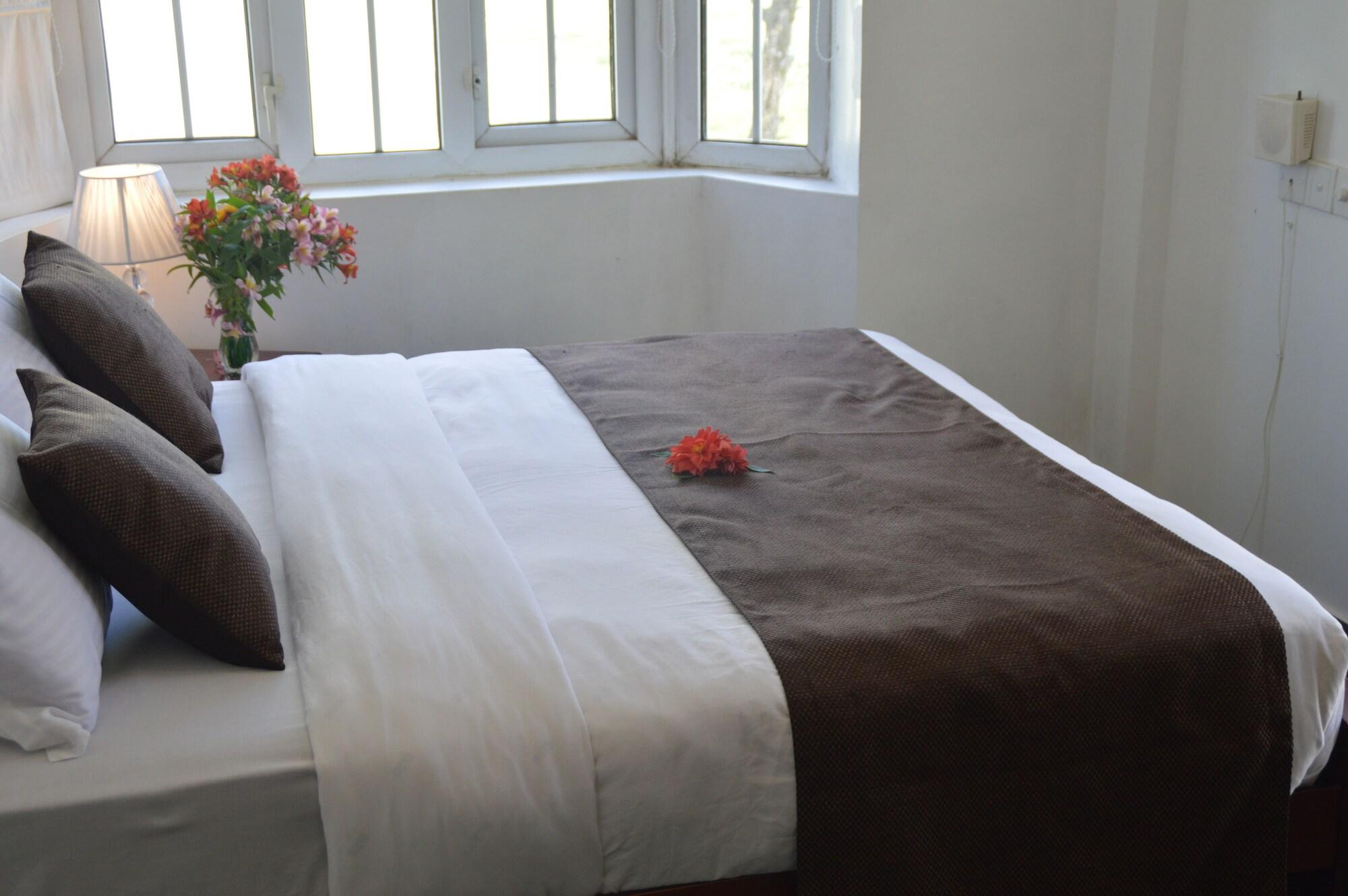Hotel Royal Hills Nuwara Eliya Extérieur photo