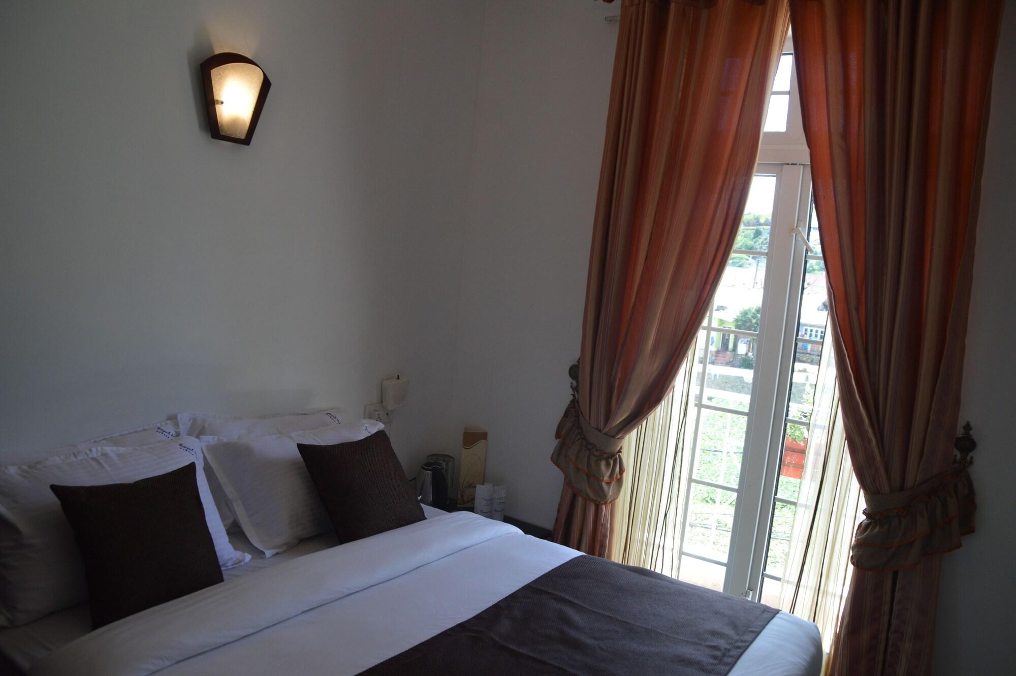 Hotel Royal Hills Nuwara Eliya Extérieur photo