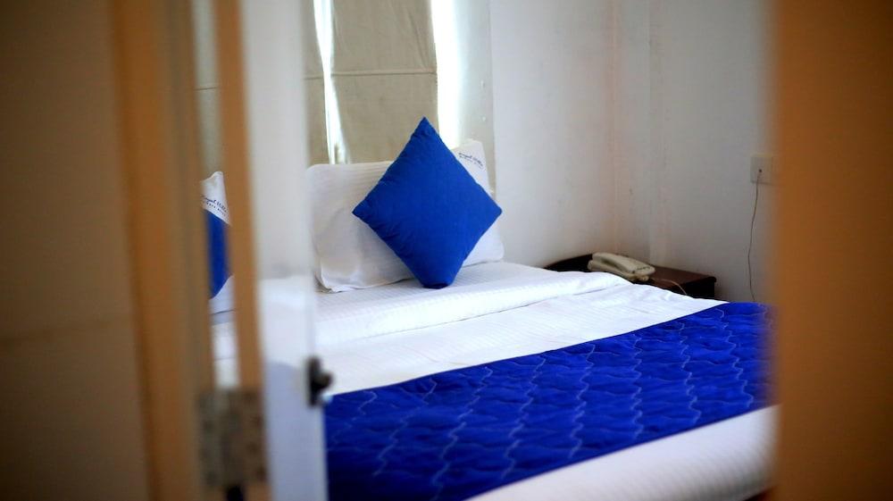Hotel Royal Hills Nuwara Eliya Extérieur photo