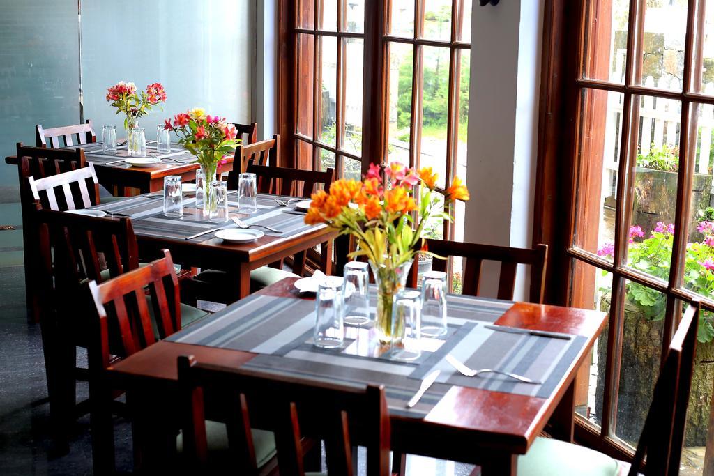 Hotel Royal Hills Nuwara Eliya Extérieur photo