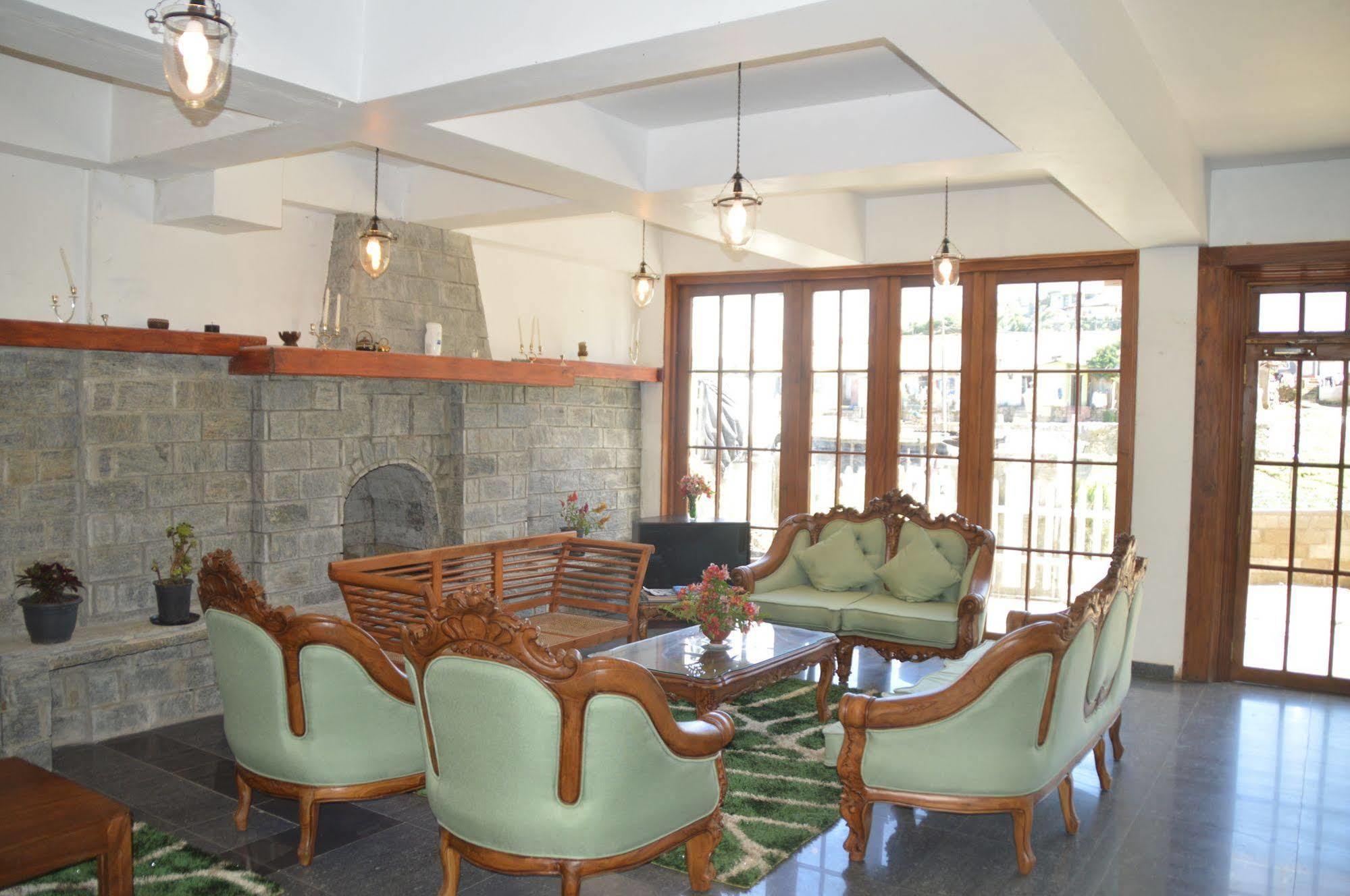 Hotel Royal Hills Nuwara Eliya Extérieur photo