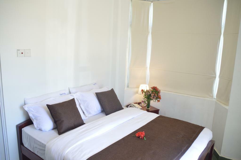 Hotel Royal Hills Nuwara Eliya Extérieur photo
